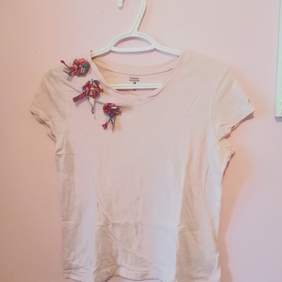 2 FOR 20 Tommy Hilfiger T-shirt - Picture 1 of 3